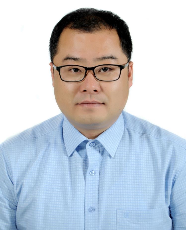 김병기 사진