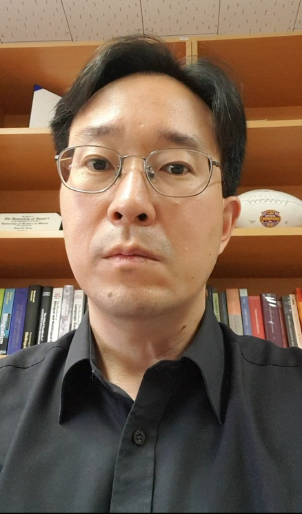 강상구 사진